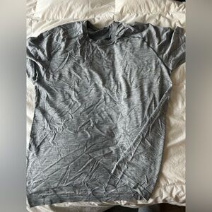Lululemonn metal vent tech men’s Large